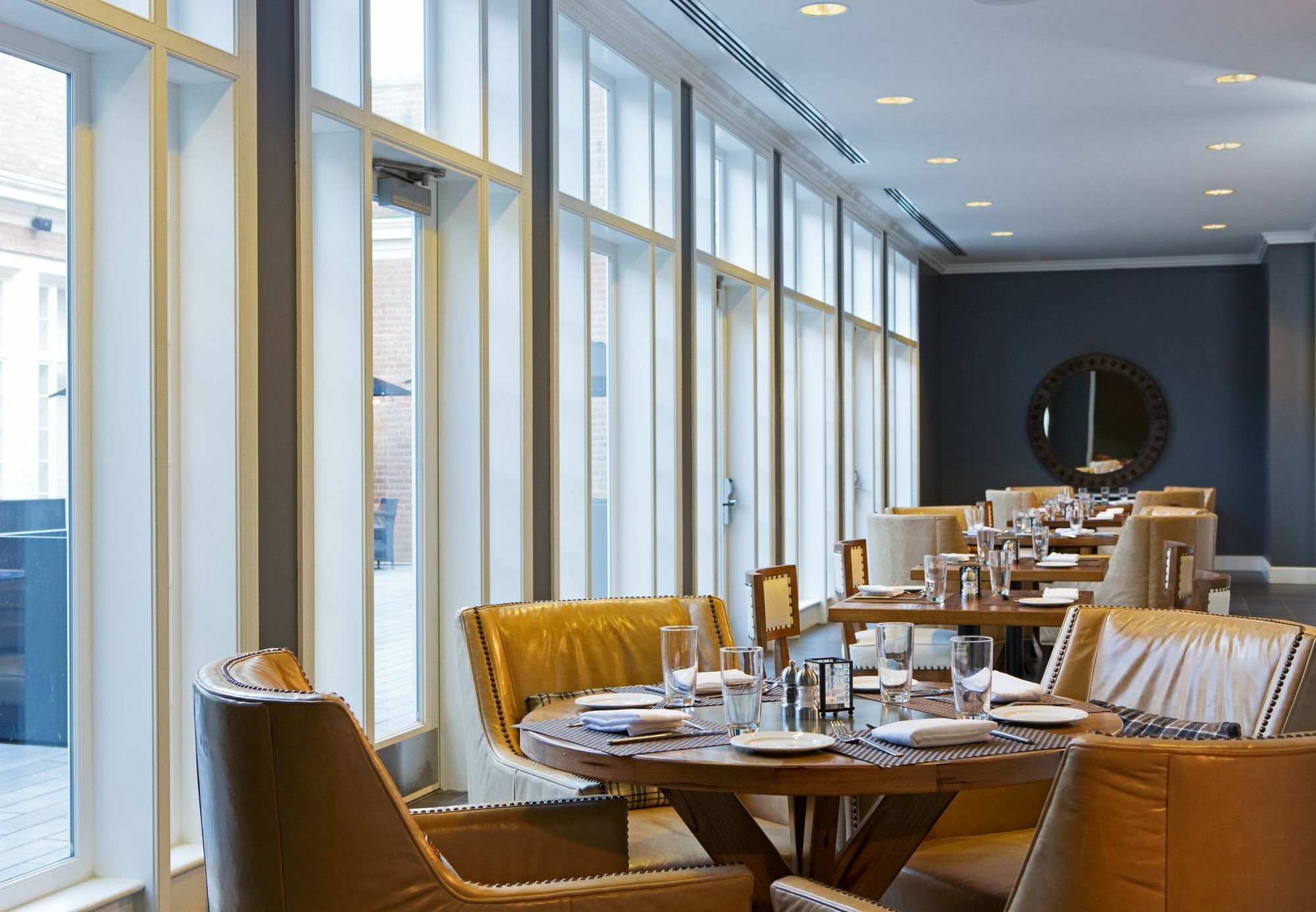 Marriott & Conference Center 3*